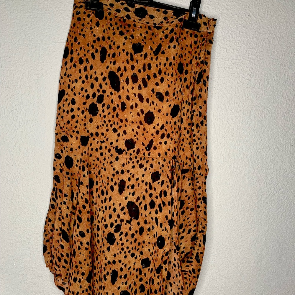 Brown with black spot skirt